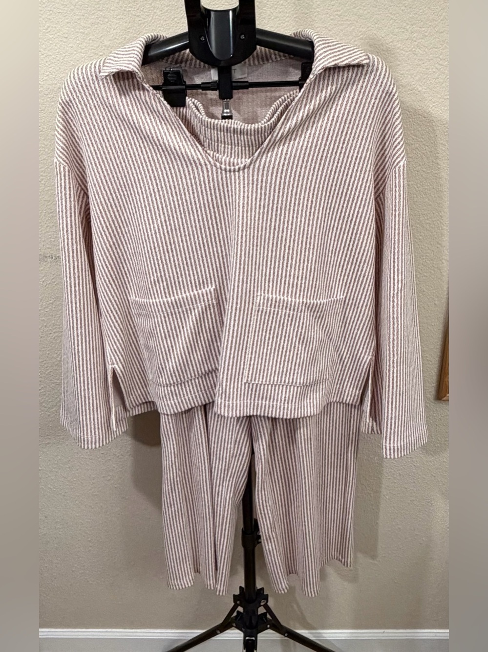 LOFT Pink and Cream Striped Lounge Set | Effortless Chic Quiet Luxury Travel